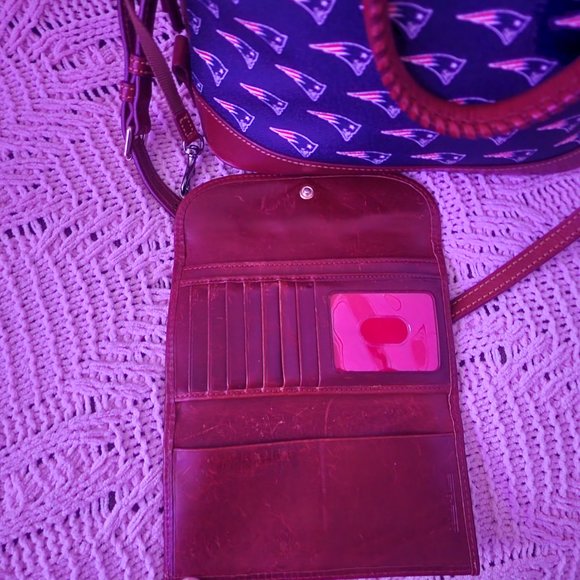 PURSE AND WALLET - Picture 2 of 4
